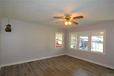 181 Crosswhite Ln, Statesville, NC 28625 - photo 5