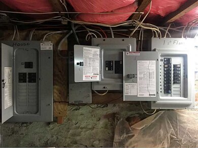 447 Mason St, Woonsocket, RI 02895 - photo 7