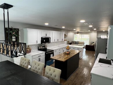 1816 Mill St, Gainesville, TX 76240 - photo 7