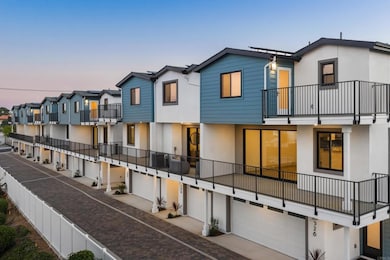 320 Chinquapin Ave, Carlsbad, CA 92008 - photo 2