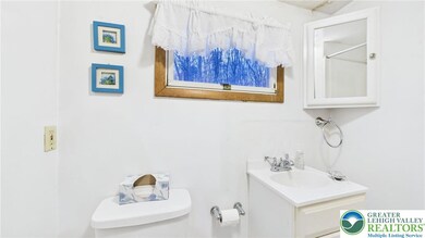 1208 Mattioli Rd, Bartonsville, PA 18321 - photo 7