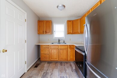 1323 Nelle St, Anderson, IN 46016 - photo 6