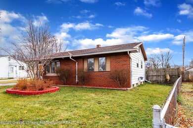 3925 Tennyson Ln, Lansing, MI 48911 - photo 4