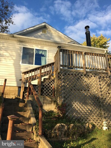 8028 Fort Smallwood Rd, Baltimore, MD 21226 - photo 3