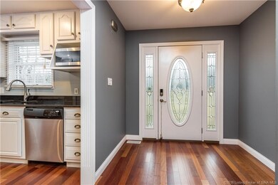 6005 Woodsview Ct, Floyds Knobs, IN 47119 - photo 4