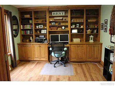 Den 9014 Douglas Lane, Boston, NY - office