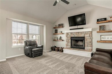 20563 W 221st St, Spring Hill, KS 66083 - photo 3