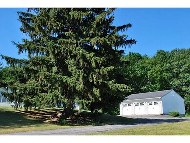 178 Farnum Pike, Smithfield, RI 02917 - photo 5