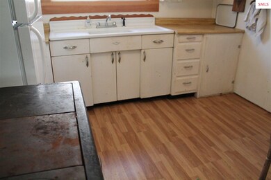 101 3rd Ave, Clark Fork, ID 83811 - photo 4