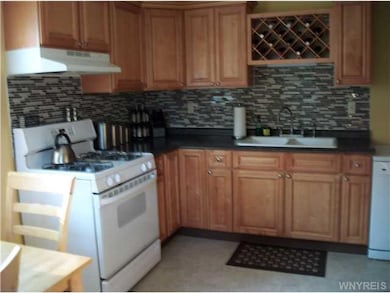 262 Homestead Dr, North Tonawanda, NY 14120 - photo 2