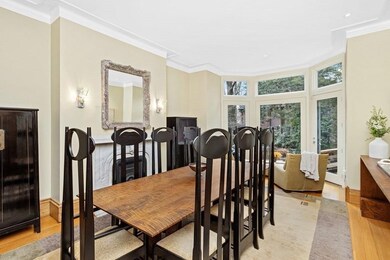 21 Monmouth Ct, Brookline, MA 02446 - photo 6