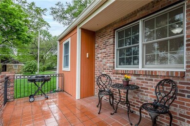 6133 Melrose Ln, Shawnee, KS 66203 - photo 5