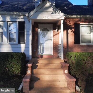 4312 Briggs Chaney Rd, Beltsville, MD 20705 - photo 2