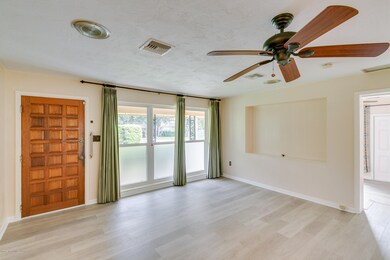 18 N Dixie Ave, Titusville, FL 32796 - photo 6