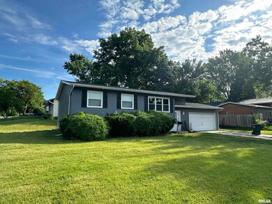 616 W 46th St, Davenport, IA 52806 - photo 2