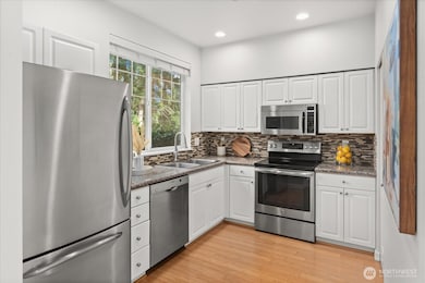 9634 179th Place NE unit 2, Redmond, WA 98052 - photo 5