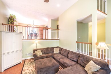 10705 Colonial Woods Lville-24