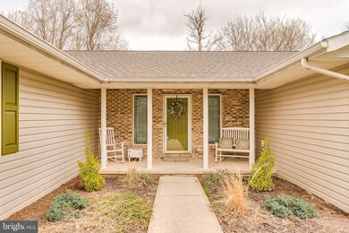 168 Fieldstone Dr, Bunker Hill, WV 25413 - photo 2