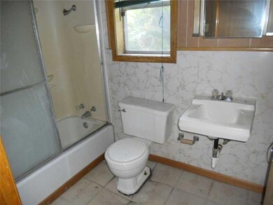 Master Bath/Spa.