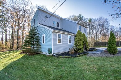 32 Eleanor Ln, Rockland, MA 02370 - photo 3