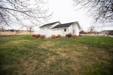 1445 19th St, Havre, MT 59501 - photo 7