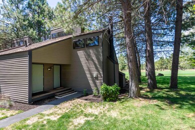 57279 Overlook Rd unit 9, Sunriver, OR 97707 - photo 3