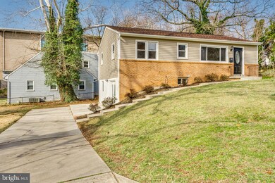 3900 53rd St, Bladensburg, MD 20710 - photo 4