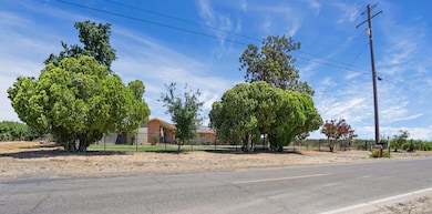 8275 E Orchard Rd unit E, Acampo, CA 95220 - photo 3