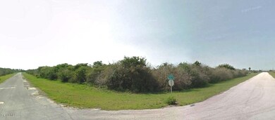 Corner view = Antelope & Fox Trail