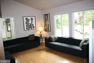 2510 Congreve Ct, Herndon, VA 20171 - photo 2