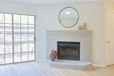 5757 E University Blvd unit 22F, Dallas, TX 75206 - photo 2