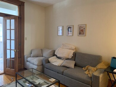 907 Beacon St unit 4, Boston, MA 02215 - photo 4