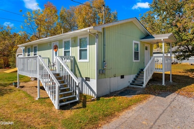 1517 Old Chisholm Trail, Dandridge, TN 37725 - photo 3