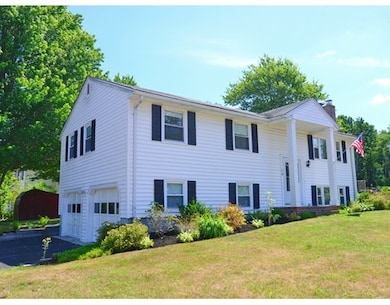 13 Grandview Dr, Franklin, MA 02038 - photo 2