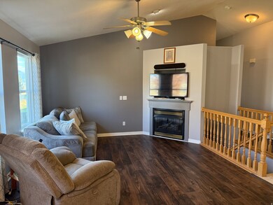 888 Red Hen Rd unit 201, Saratoga Springs, UT 84045 - photo 2