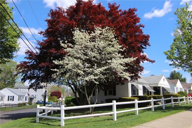 38 Harmon Ave, Cranston, RI 02910 - photo 4