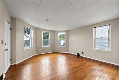 19 Hazel St unit 2, Salem, MA 01970 - photo 2