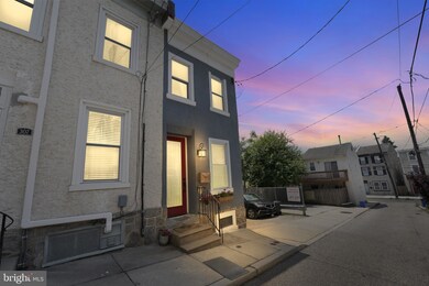 305 Carson St, Philadelphia, PA 19128 - photo 2