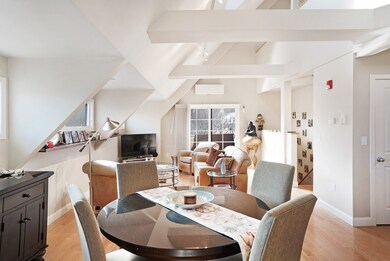 129 Merrimac St unit 5, Newburyport, MA 01950 - photo 4