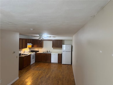 Parkview unit 45, North Providence, RI 02904 - photo 5