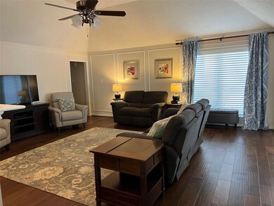 15718 Echo Lodge Dr, Houston, TX 77095 - photo 4