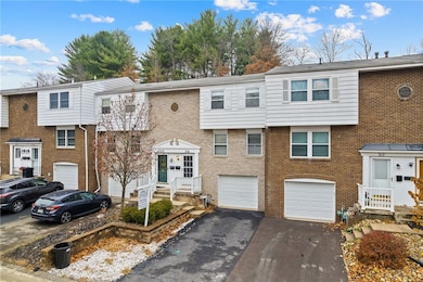 316 Cricketwood Ct, Canonsburg, PA 15317 - photo 2