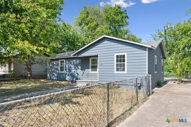 202 Marston Ave unit A, Copperas Cove, TX 76522 - photo 3