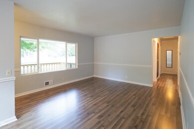 3010 Alpine St-105