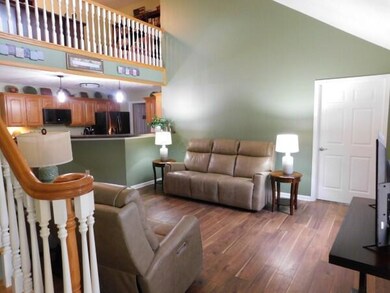 533 Edgehill Cir, Logan, OH 43138 - photo 4