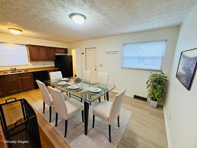 1016 Lambeth Dr, Columbus, OH 43220 - photo 6