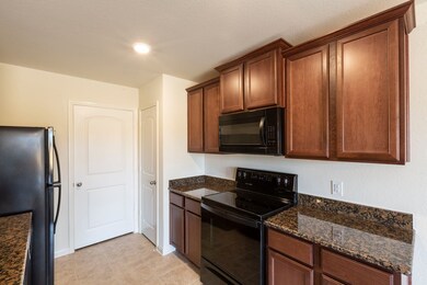 10819 Hillside Creek Dr, Humble, TX 77396 - photo 3