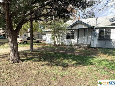 206 W Avenue A, Copperas Cove, TX 76522 - photo 2