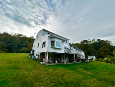 496 Northfield Rd, Thomaston, CT 06787 - photo 5