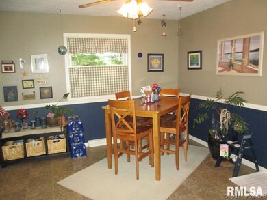 1213 Grandview Ave, Jacksonville, IL 62650 - photo 7